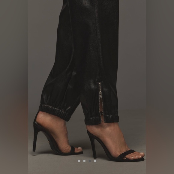 Avec Les Filles Faux-Leather Jogger Pants in black size Medium - Picture 4 of 10